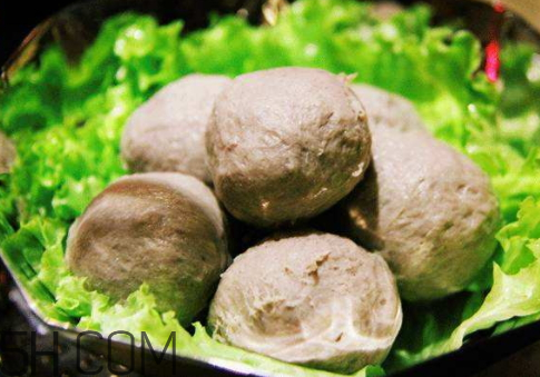 ?一個(gè)牛肉丸多少克 一斤牛肉做多少牛肉丸 ?一個(gè)牛肉丸多少克 一斤牛肉做多少牛肉丸