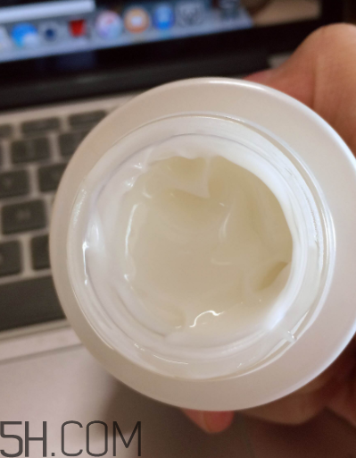 京潤(rùn)珍珠面霜適合膚質(zhì) 京潤(rùn)珍珠面霜產(chǎn)品評(píng)測(cè) 京潤(rùn)珍珠面霜適合膚質(zhì) 京潤(rùn)珍珠面霜產(chǎn)品評(píng)測(cè)