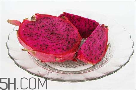 火龍果是熱性還是涼性？哪些人不適合吃火龍果？