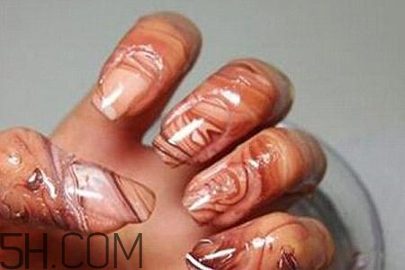 水染美甲用的什么指甲油？2018秋冬美甲最新款圖片