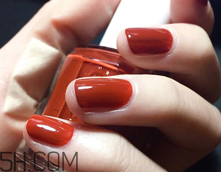 手指粗適合做什么美甲？美甲簡單大方新款圖片