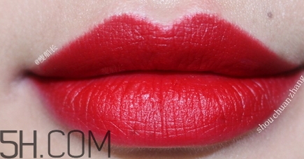 mac russian red和ruby woo哪個好看_試色對比 mac russian red和ruby woo哪個好看_試色對比