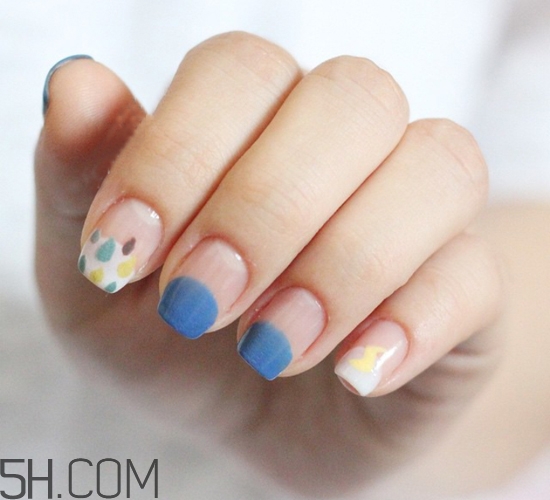 磨砂美甲圖片2018款式 簡(jiǎn)單的法式美甲圖片 磨砂美甲圖片2018款式 簡(jiǎn)單的法式美甲圖片