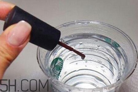 水染美甲用的什么指甲油？2018秋冬美甲最新款圖片