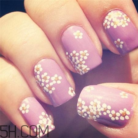 冬季美甲圖片焦糖色 涂指甲油的技巧和方法 冬季美甲圖片焦糖色 涂指甲油的技巧和方法