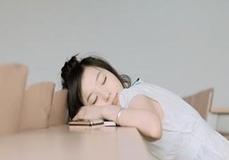 睡覺時手麻是怎么回事？手麻是哪些病的隱患？