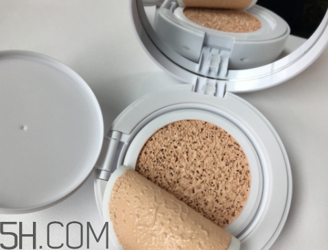 rojank茹妝這個(gè)牌子怎么樣？茹妝化妝品好用嗎？