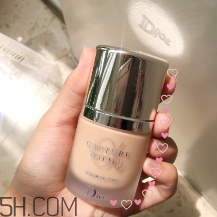 圣羅蘭逆齡粉底液VS迪奧粉底液對比 迪奧修復(fù)精華粉底液測評 圣羅蘭逆齡粉底液VS迪奧粉底液對比 迪奧修復(fù)精華粉底液測評