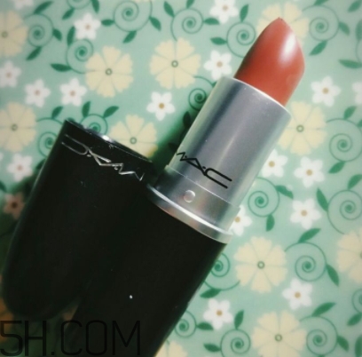 mac velvet teddy質(zhì)地干嗎？mac velvet teddy適合黃皮嗎