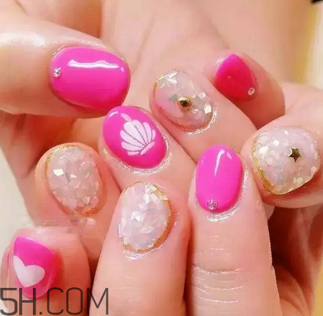 手黃做什么美甲好看？2018全新卡通可愛(ài)美甲款式