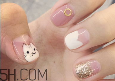 手黃做什么美甲好看？2018全新卡通可愛(ài)美甲款式