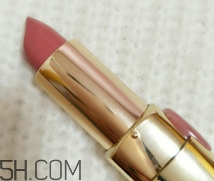 歐萊雅紛澤唇膏bp301是什么顏色？歐萊雅唇膏bp301試色