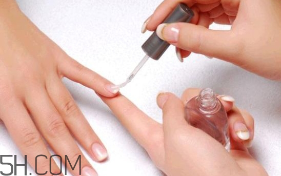 光療甲和水晶甲哪個(gè)好？什么是水晶甲？