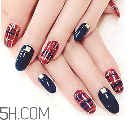 如何卸除頑固的亮片美甲？美甲甲片怎么貼最結(jié)實？