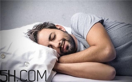 睡覺時手麻是怎么回事？手麻是哪些病的隱患？
