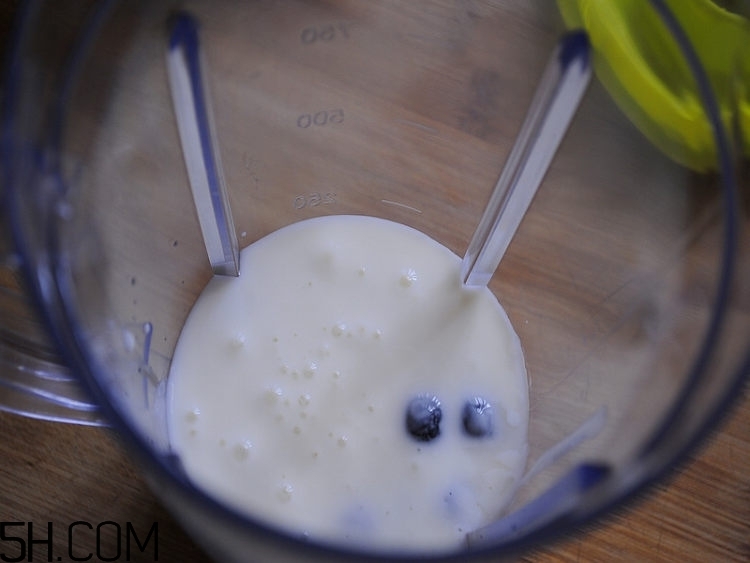 孕婦吃藍莓對胎兒有什么影響？哺乳期吃藍莓需要注意什么？