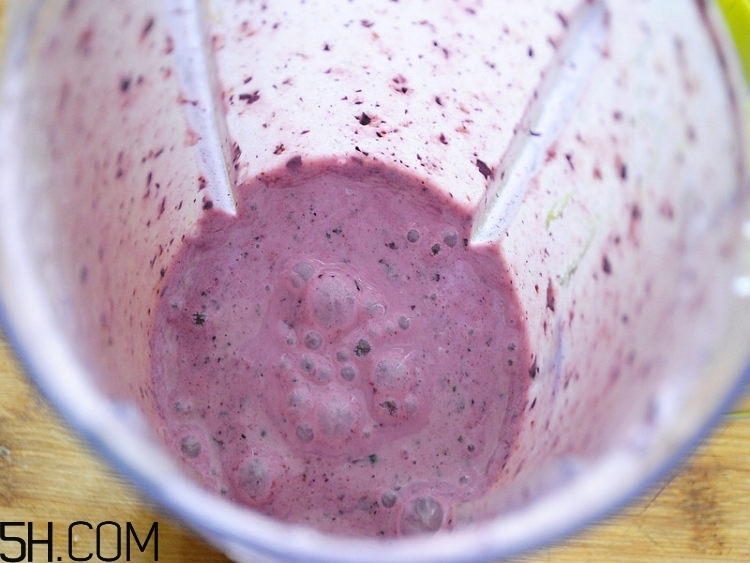 孕婦吃藍莓對胎兒有什么影響？哺乳期吃藍莓需要注意什么？