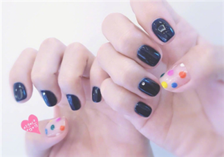 光療甲和水晶甲哪個好？什么是水晶甲？