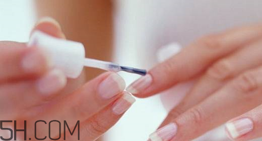 光療甲和水晶甲哪個(gè)好？什么是水晶甲？