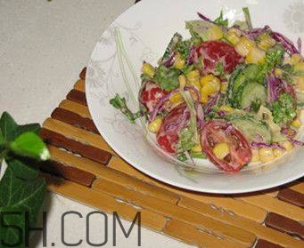 畸形果蔬營養(yǎng)價(jià)值更高？畸形果蔬是什么原因引起的？