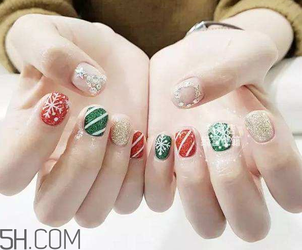 指甲油怎么涂好看？圓形指甲怎么修？