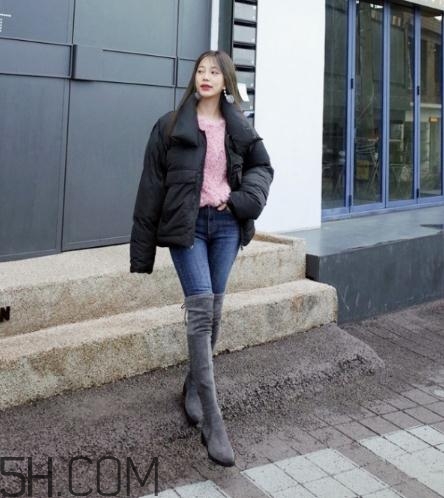 冬天穿牛仔褲配什么鞋子？冬天牛仔褲搭配鞋子圖片