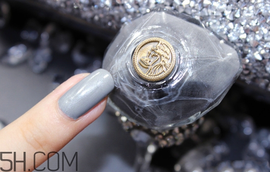 指甲油干了加什么好？人魚之水指甲油好嗎？