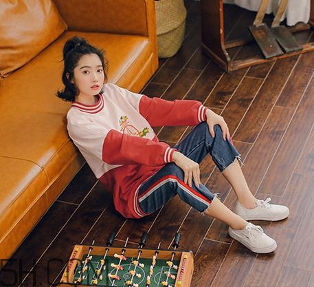 牛仔褲買(mǎi)回來(lái)要洗嗎？新買(mǎi)的牛仔褲怎么洗？