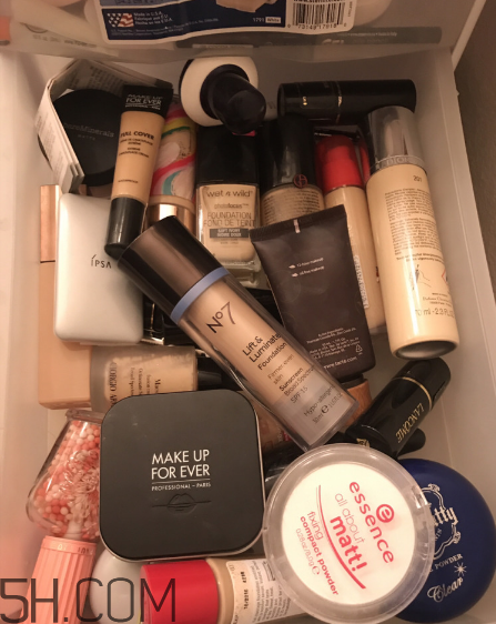 阿瑪尼新滴管粉底液怎么樣？不同價位粉底液測評