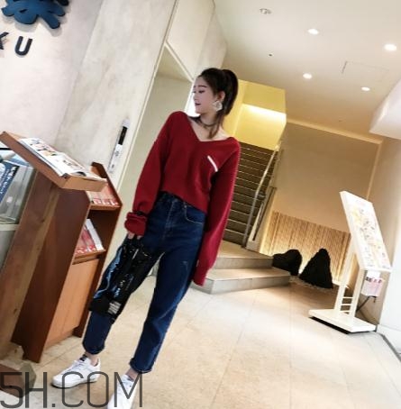 牛仔褲能用鹽水泡嗎？牛仔褲用鹽水泡多長(zhǎng)時(shí)間？