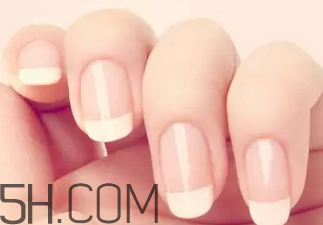 修圓形指甲要注意什么？美甲后怎么保養(yǎng)？