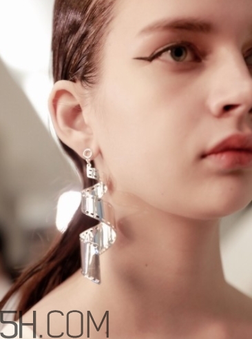 2018流行什么妝容？2018女性流行妝容