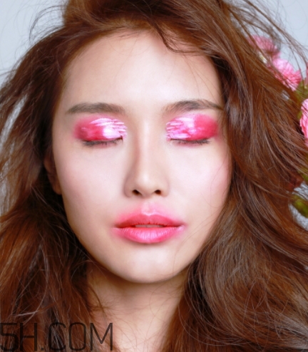 2018流行什么妝容？2018女性流行妝容