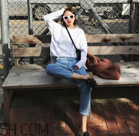 牛仔褲上的血漬怎么洗掉？牛仔褲沾上血怎么洗？