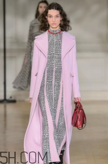 2018流行什么外套？2018年流行什么顏色外套