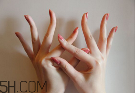 指甲剪成什么形狀最好？指甲怎么護(hù)理？