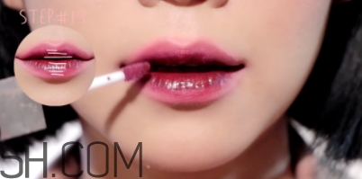 2018年流行什么唇妝？2018年流行唇妝怎么化