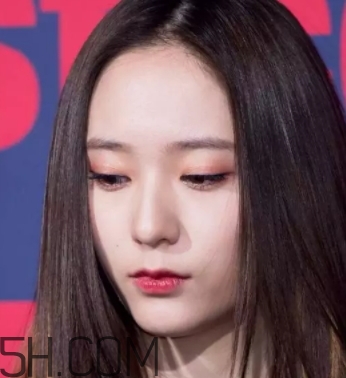 2018年流行什么唇妝？2018年流行唇妝怎么化