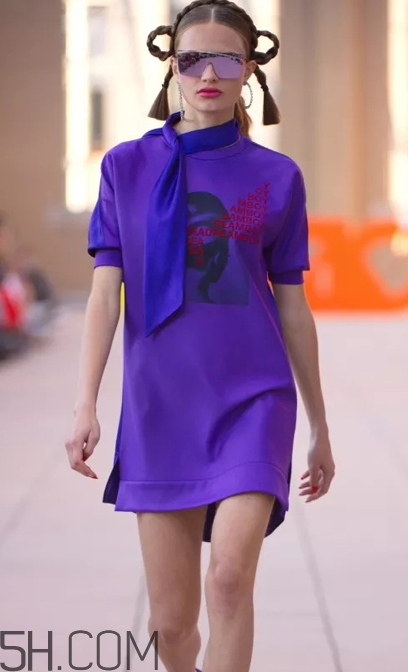 紫外光色衣服怎么搭配？紫外光色衣服搭配什么顏色