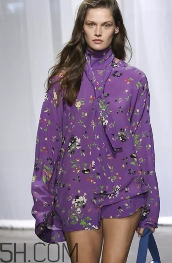 紫外光色衣服怎么搭配？紫外光色衣服搭配什么顏色