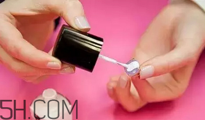 過期的指甲油還能用嗎？卸指甲油的小妙招