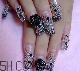 怎么判斷指甲油是否快干？水晶甲要怎么卸？