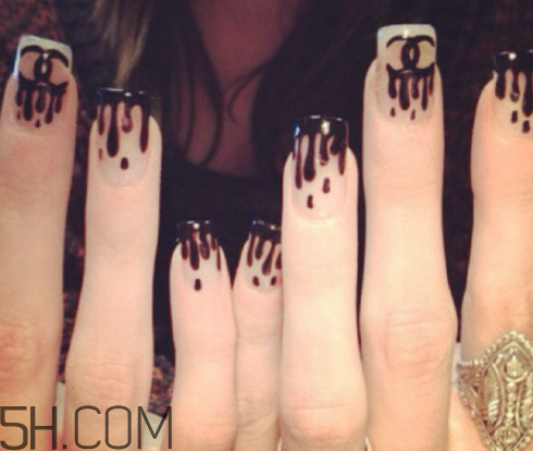 粉色漸變美甲怎么做？皮膚黑適合什么顏色的指甲油？