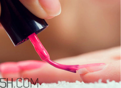 過期的指甲油還能用嗎？卸指甲油的小妙招