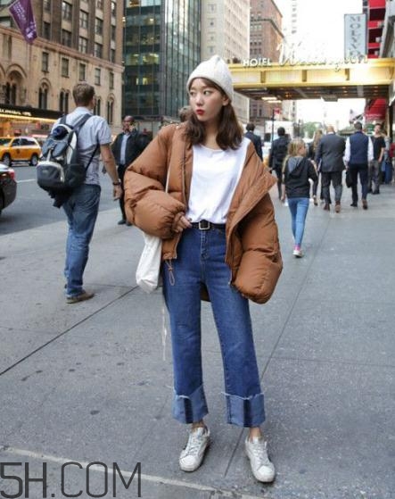 棉襖配牛仔褲好看嗎？棉服搭配牛仔褲圖片