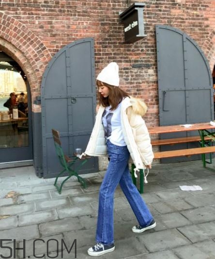 棉襖配牛仔褲好看嗎？棉服搭配牛仔褲圖片