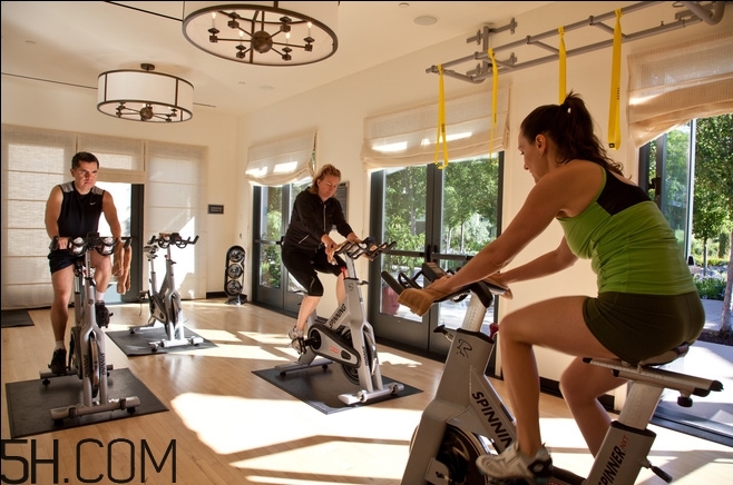 騎動感單車能瘦肚子嗎？騎動感單車瘦肚子的方法有哪些？