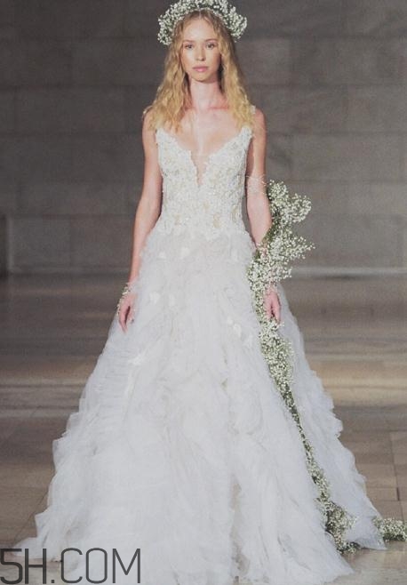 reem acra2018秋冬婚紗系列好看嗎_有哪些款式？