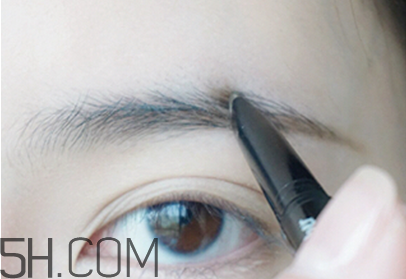 2018年最流行眉型 水霧眉怎么畫(huà)