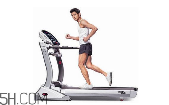 跑步機(jī)壞了怎么維修？跑步機(jī)常見的故障和解決方法有哪些？